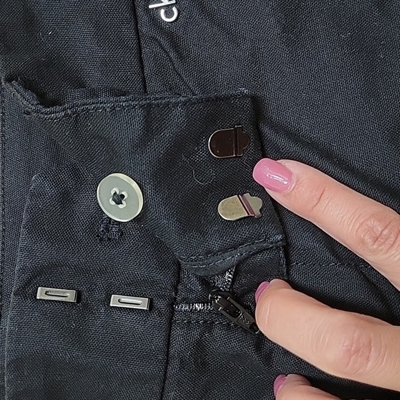 Calvin klein black shorts size 2 - Picture 4 of 10